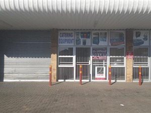 450 m² Commercial space in Oranjesig