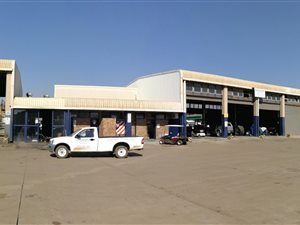 5060 m² Commercial space in Andeon AH