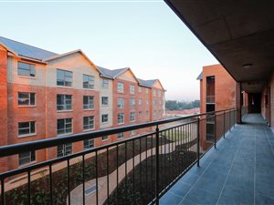 2 Bed Flat in Capital Park