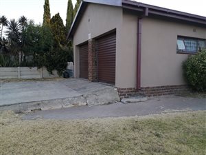 4 Bed House in Morelig