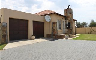 3 Bedroom Townhouse in Ben Fleur