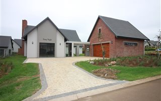4 Bedroom Townhouse in Cotswold Downs Estate