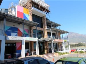 70 m² Commercial space in Maitland