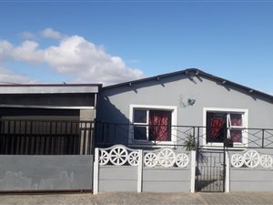 4 Bed House in Roosendal