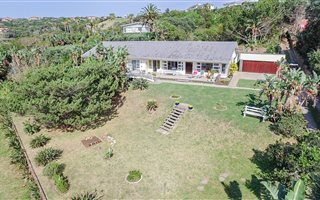 6 Bedroom House in Cintsa