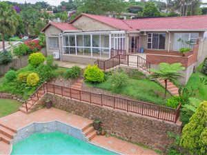 4 Bed House in Dawncliffe