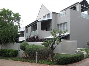 1 Bed Apartment in Fourways Gardens