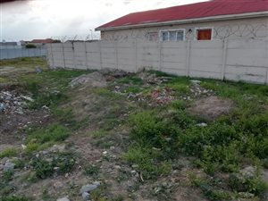355 m² Land available in Pelikan Park