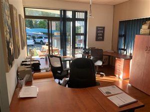 80 m² Office Space in Randpark Ridge