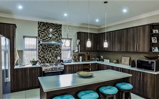 3 Bedroom Duet in Baysvalley