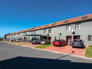 2 Bed Duplex in Hagley