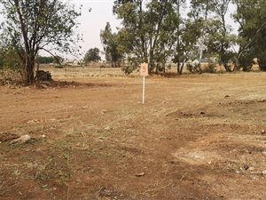 1000 m² Land available in Kookrus