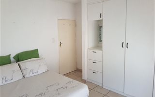 2 Bedroom Apartment in Rembrandt Park