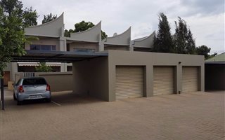 2 Bedroom Townhouse in Arcadia