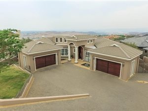 4 Bed House in Meyersdal Eco Estate