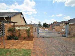 3 Bed Townhouse in Ormonde