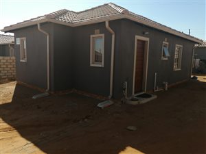 3 Bed House in Mahube Valley