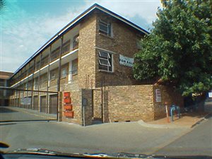 2 Bed Flat in Kempton Park Central