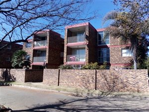3 Bed Apartment in Vanderbijlpark SW1