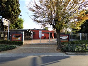 318 m² Office Space in Northmead