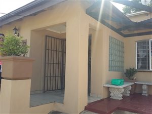 5 Bed House in Bonela