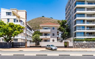 1 Bedroom Apartment in Green Point