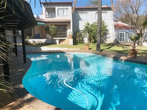3 Bed House in River Club