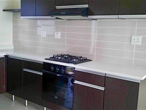 2 Bed Apartment in Dainfern