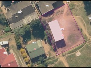 352 m² Land available in Langalibalele