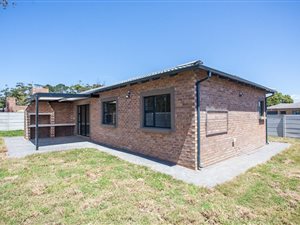 3 Bed House in Lorraine