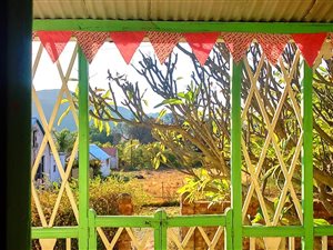 1487 m² Land available in De Rust