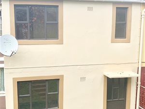 2 Bed Apartment in Newlands East