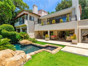 5 Bed House in Hurlingham