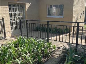 2 Bed Garden Cottage in Glen Austin AH