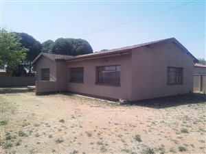 3 Bed House in Vanderbijlpark CW4