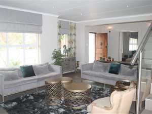 4 Bed House in Victory Park