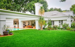 5 Bedroom House in Illovo