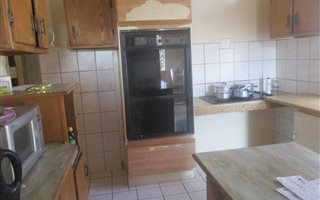 3 Bedroom House in East Geduld