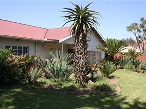 4 Bed House in Glencoe