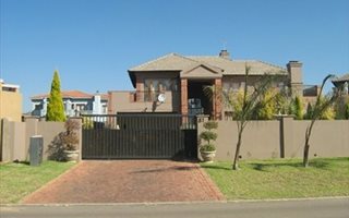 4 Bedroom House in Willow Acres
