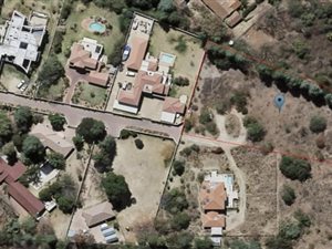 4600 m² Land available in North Riding AH
