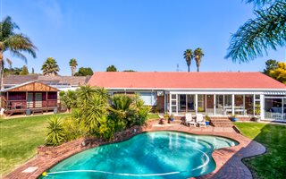 3 Bedroom House in Birchleigh North