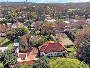 5 Bed House in Houghton Estate
