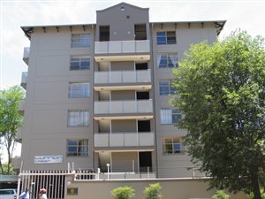 3 Bed Flat in Hillcrest