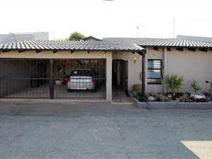 3 Bed Townhouse in Fontainebleau