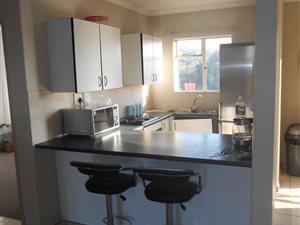 2 Bed Apartment in Weavind Park