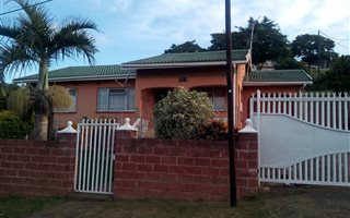 3 Bedroom House in Umlazi