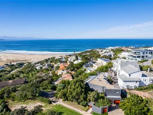 4 Bed House in Poortjies