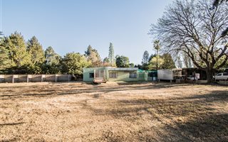 3 ha Farm with House in Vandermerweskroon