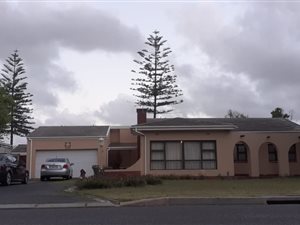 3 Bed House in Rustdal
